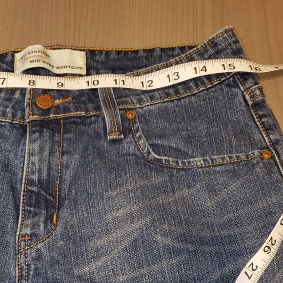 Levi's Signature Mid Rise Bootcut - Picture 7 of 9